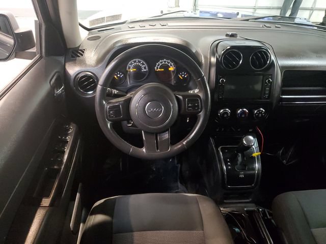 Used 2015 Jeep Patriot Latitude image 14