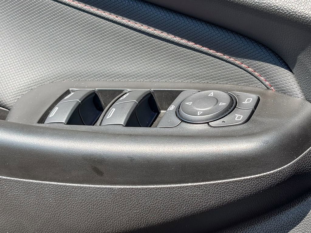 Certified 2023 Chevrolet TrailBlazer RS w/ Convenience Package image 42