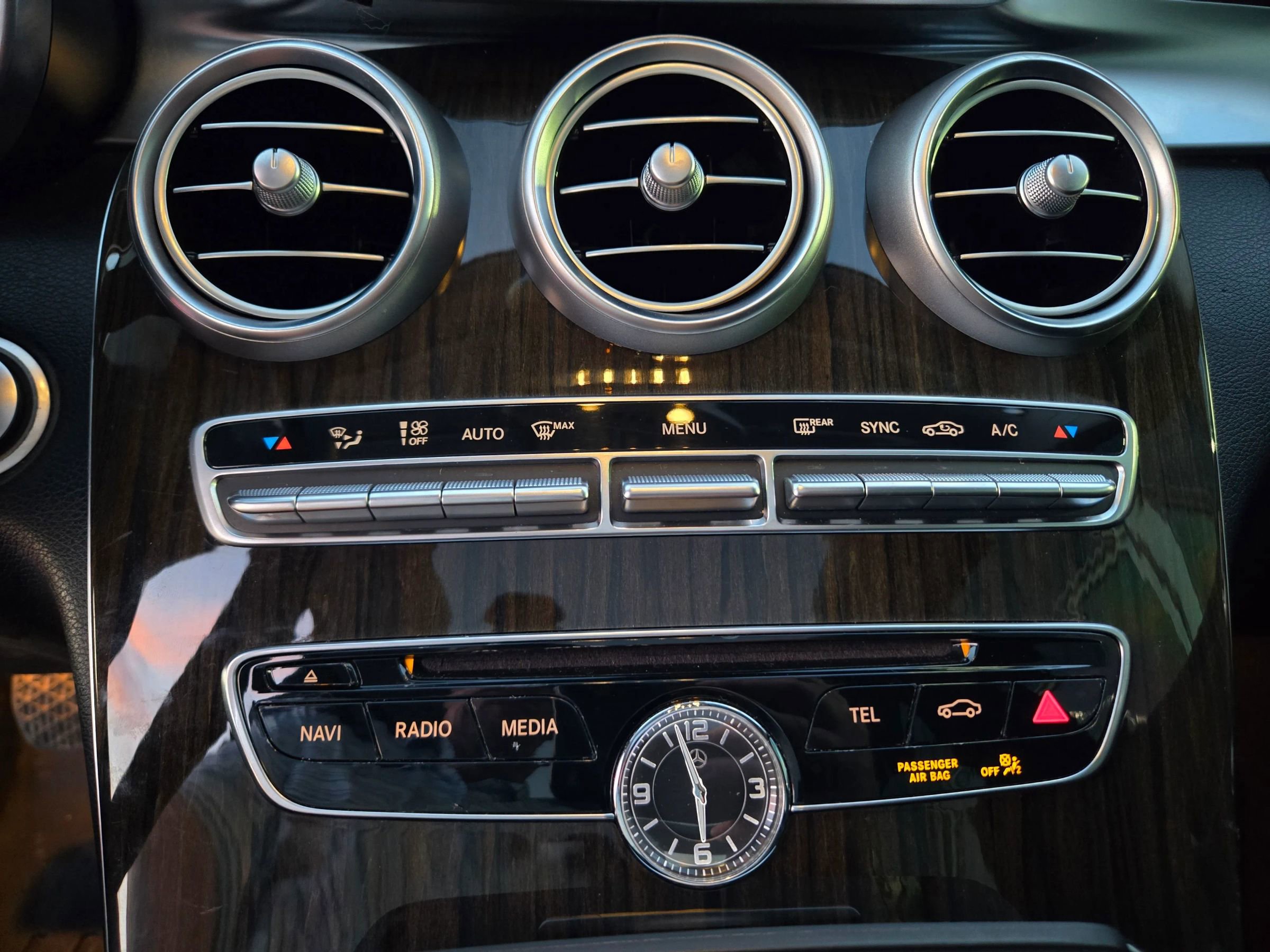 Used 2017 Mercedes-Benz C 300 4MATIC Sedan image 39