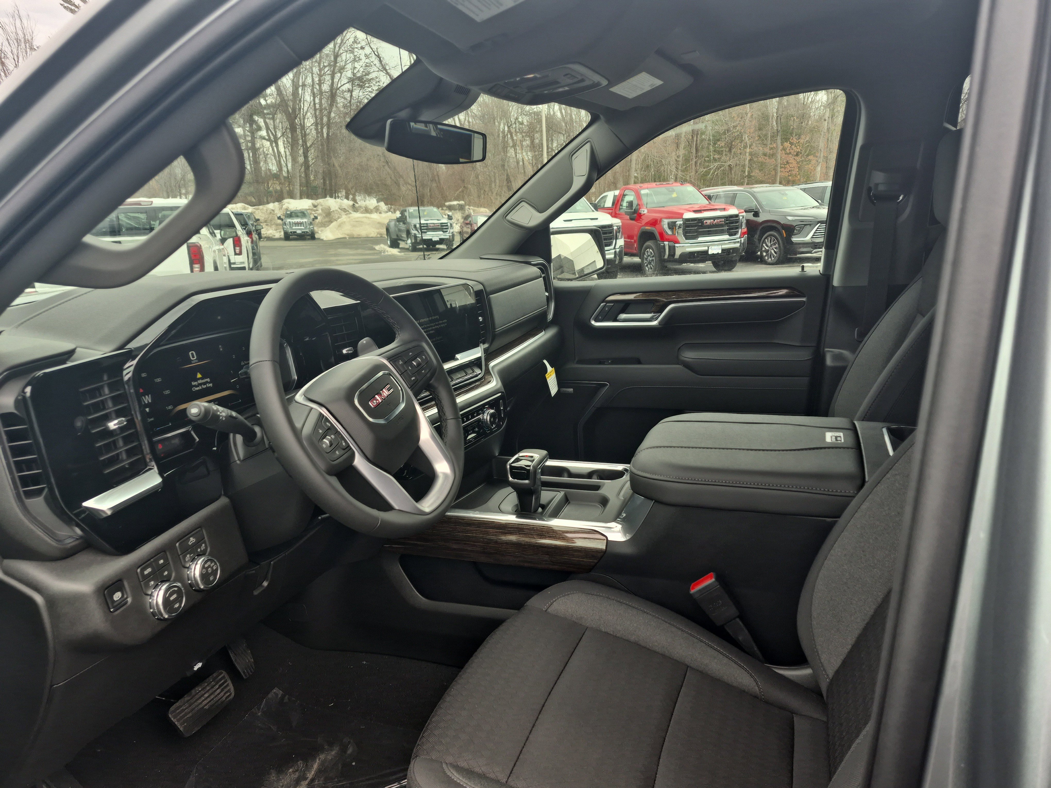 Used 2026 GMC Sierra 1500 Elevation w/ Preferred Package image 10