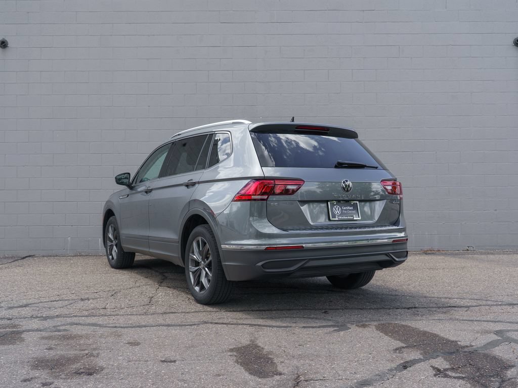Used 2023 Volkswagen Tiguan SE AWD/4WD image 3