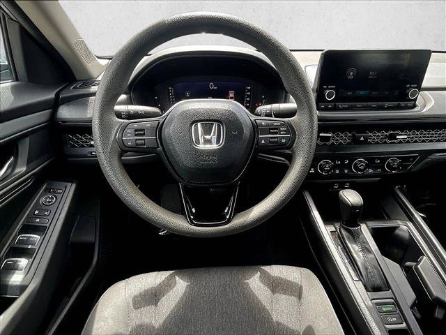 Used 2023 Honda Accord EX image 7