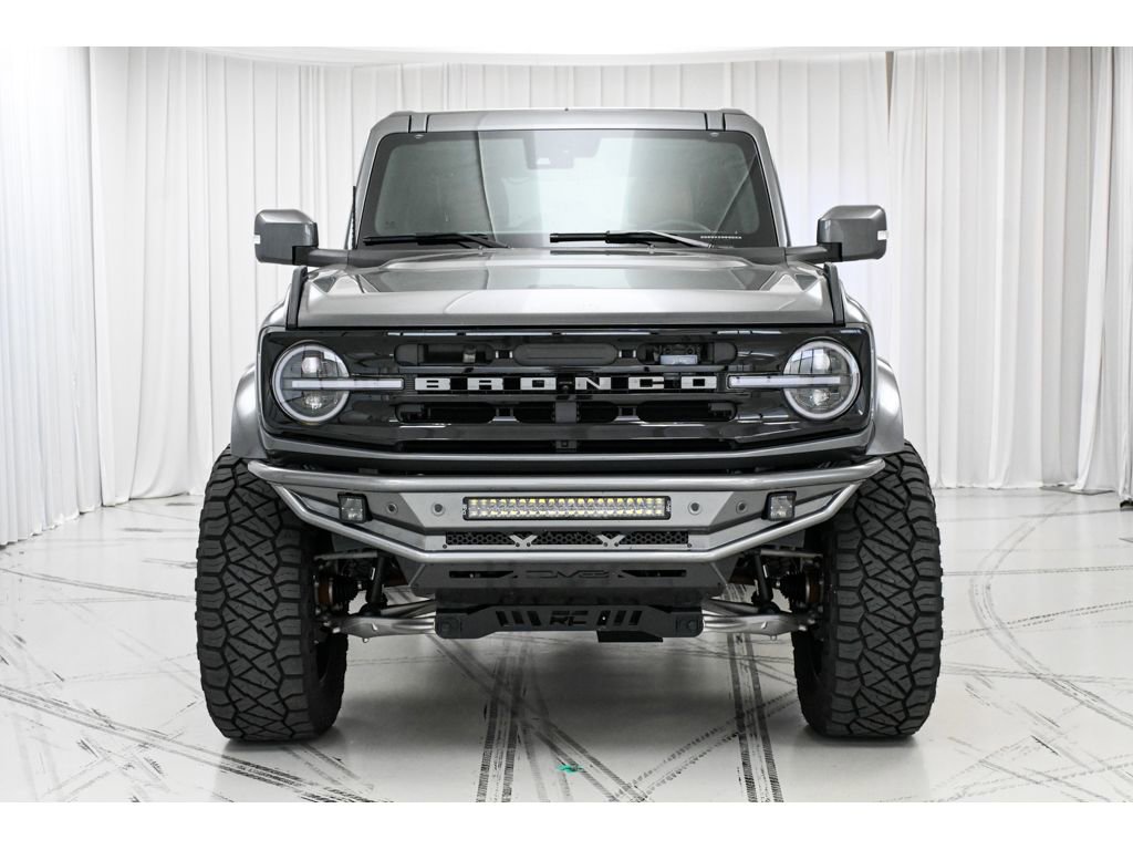 Used 2024 Ford Bronco Outer Banks AWD/4WD image 3