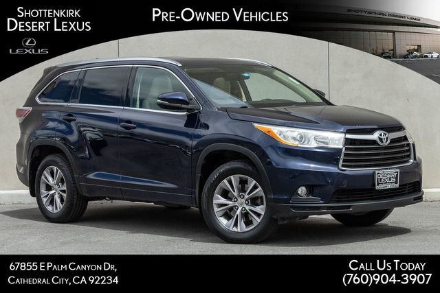 Used 2014 Toyota Highlander XLE image 1