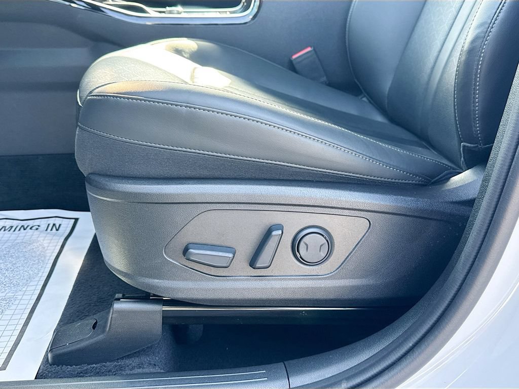 Certified 2023 Kia Sorento SX AWD/4WD image 22