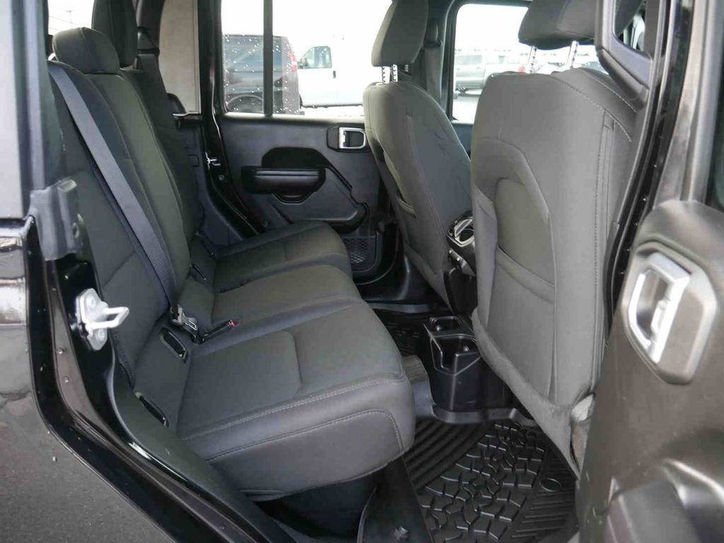 Certified 2021 Jeep Gladiator Sport image 26