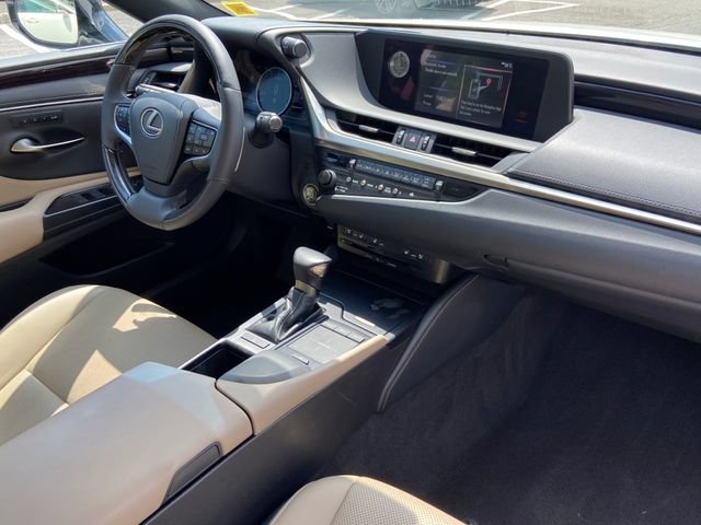 Used 2019 Lexus ES 350 w/ Premium Package FWD image 26