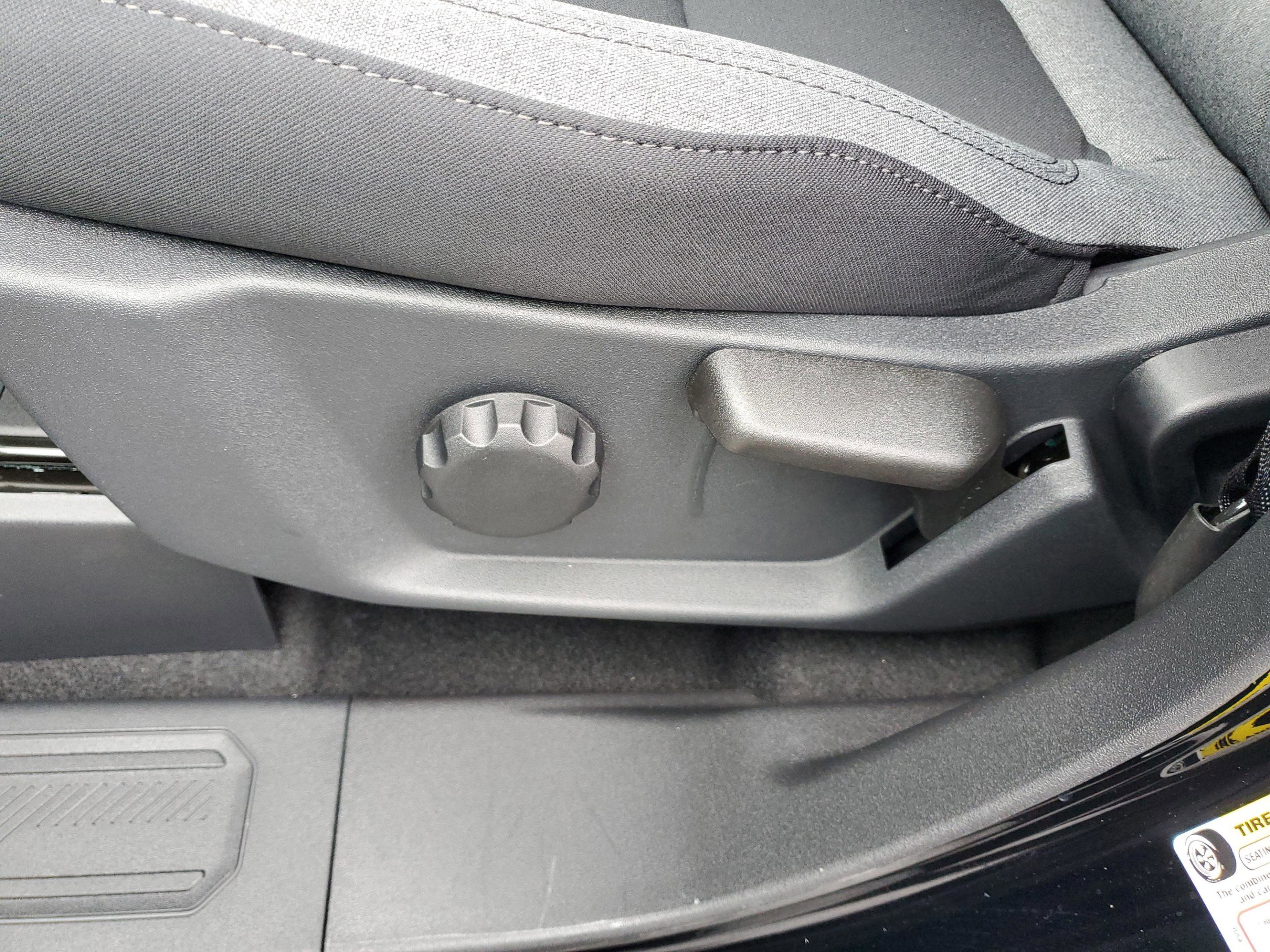 New 2025 Ford Bronco 4-Door image 13