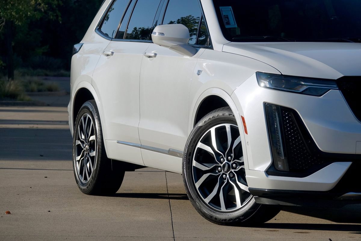 Used 2021 Cadillac XT6 Sport image 19