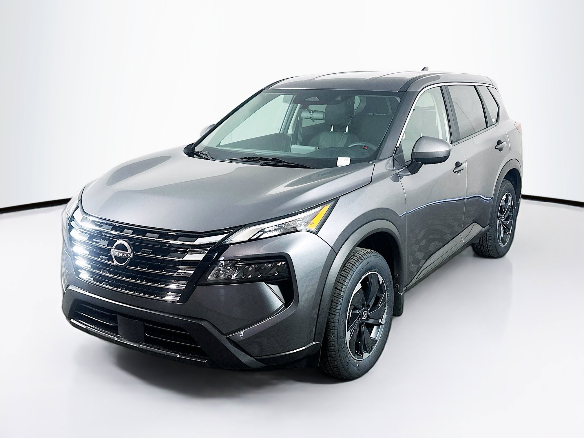 Used 2024 Nissan Rogue SV image 3