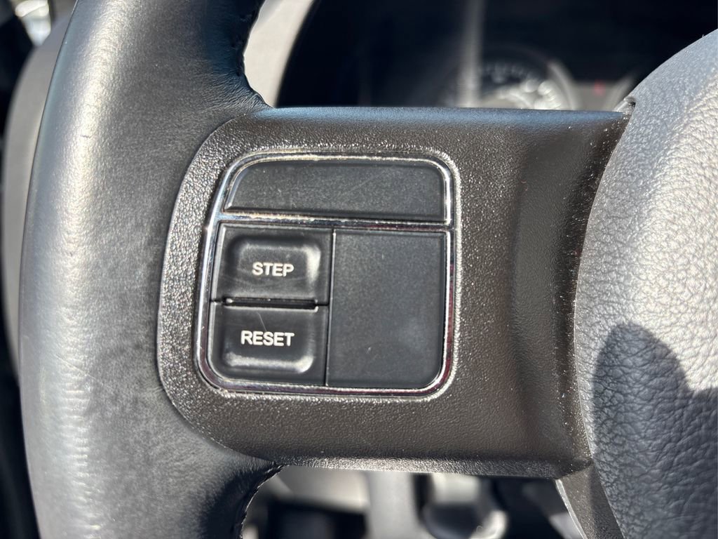 Used 2016 Jeep Patriot Latitude image 25