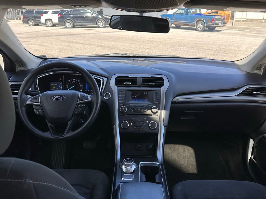 Used 2018 Ford Fusion SE image 20