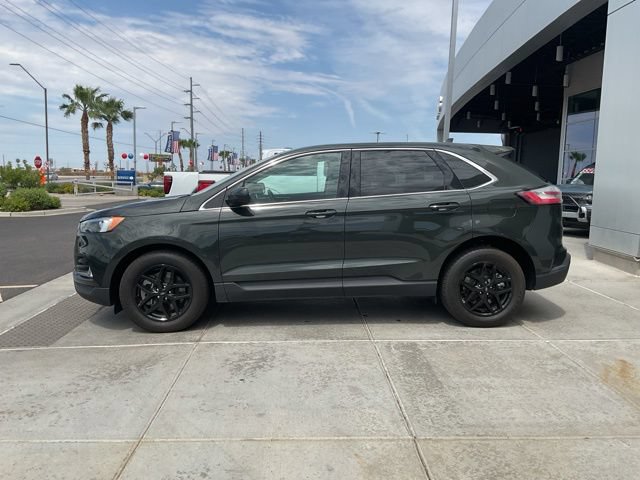 Used 2024 Ford Edge SEL w/ Convenience Package AWD/4WD image 5