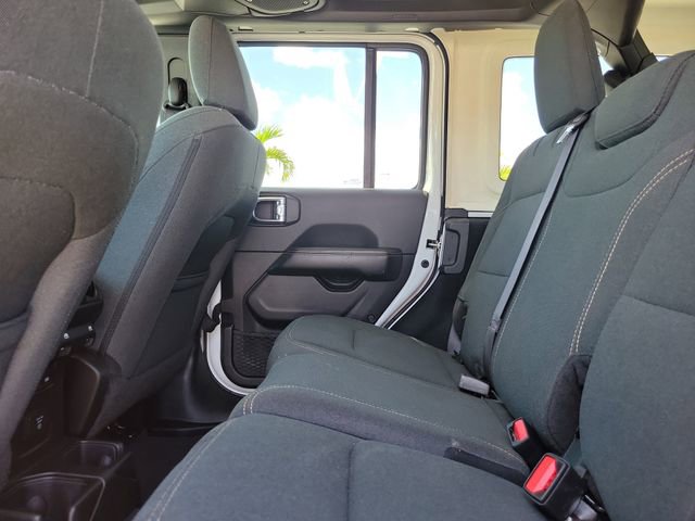 Used 2024 Jeep Wrangler Sahara image 10