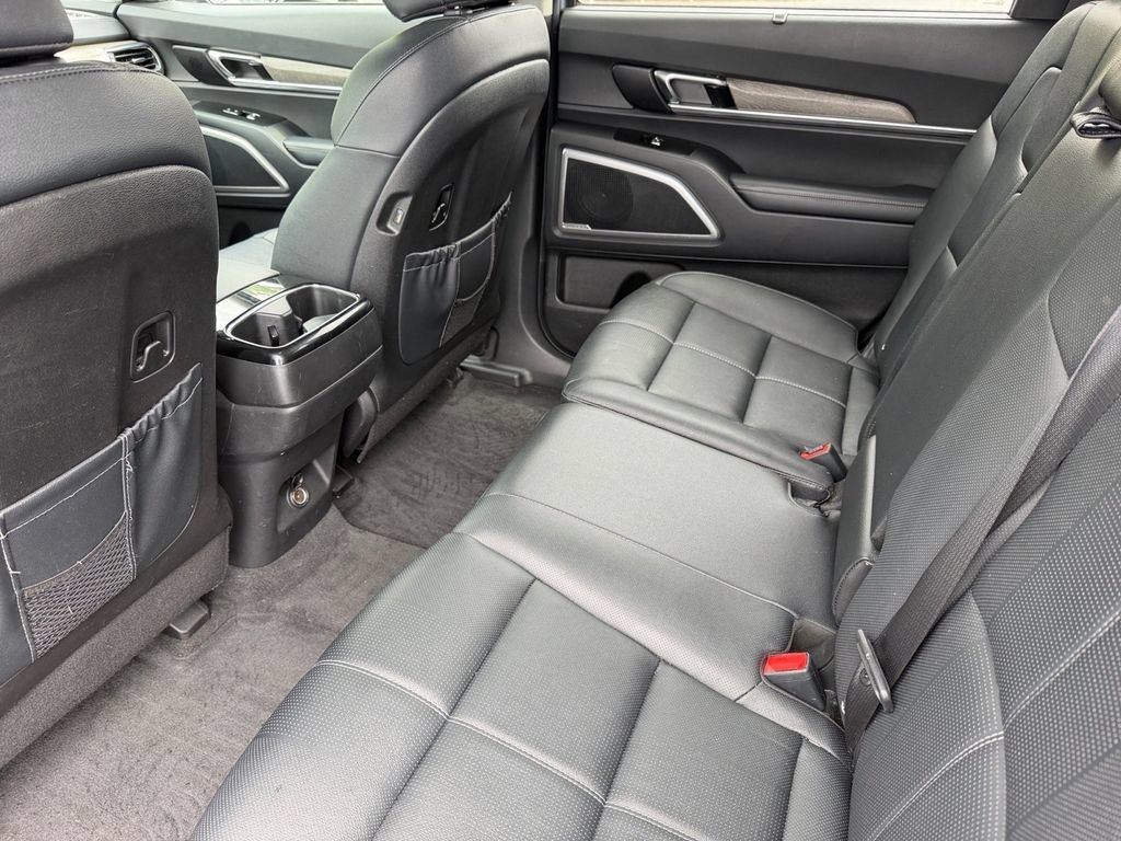 Used 2022 Kia Telluride EX FWD image 16