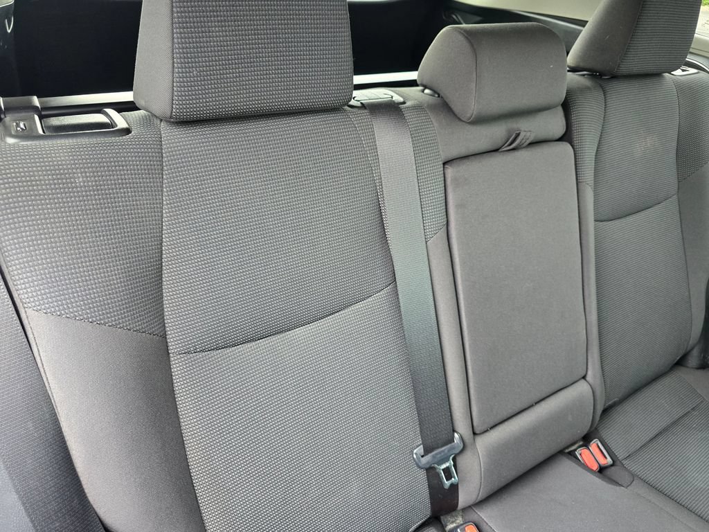 Used 2020 Toyota RAV4 LE AWD/4WD image 16