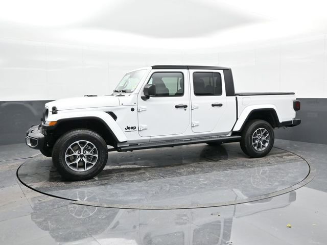 Used 2024 Jeep Gladiator Sport image 9