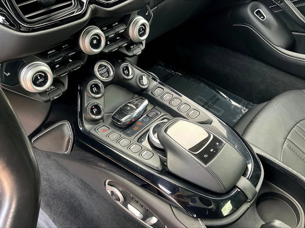 Used 2020 Aston Martin V8 Vantage Coupe RWD image 17