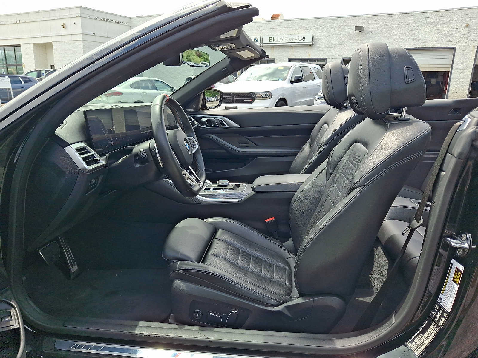 Used 2025 BMW 440i xDrive Convertible w/ Premium Package AWD/4WD image 12