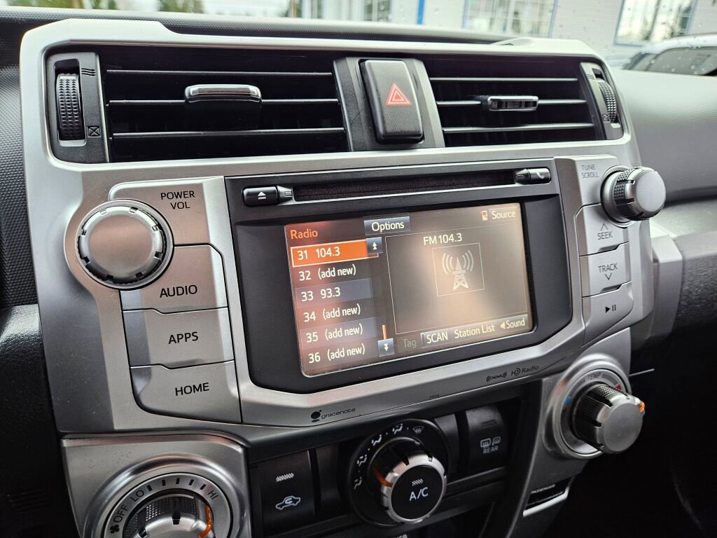 Used 2016 Toyota 4Runner SR5 image 18