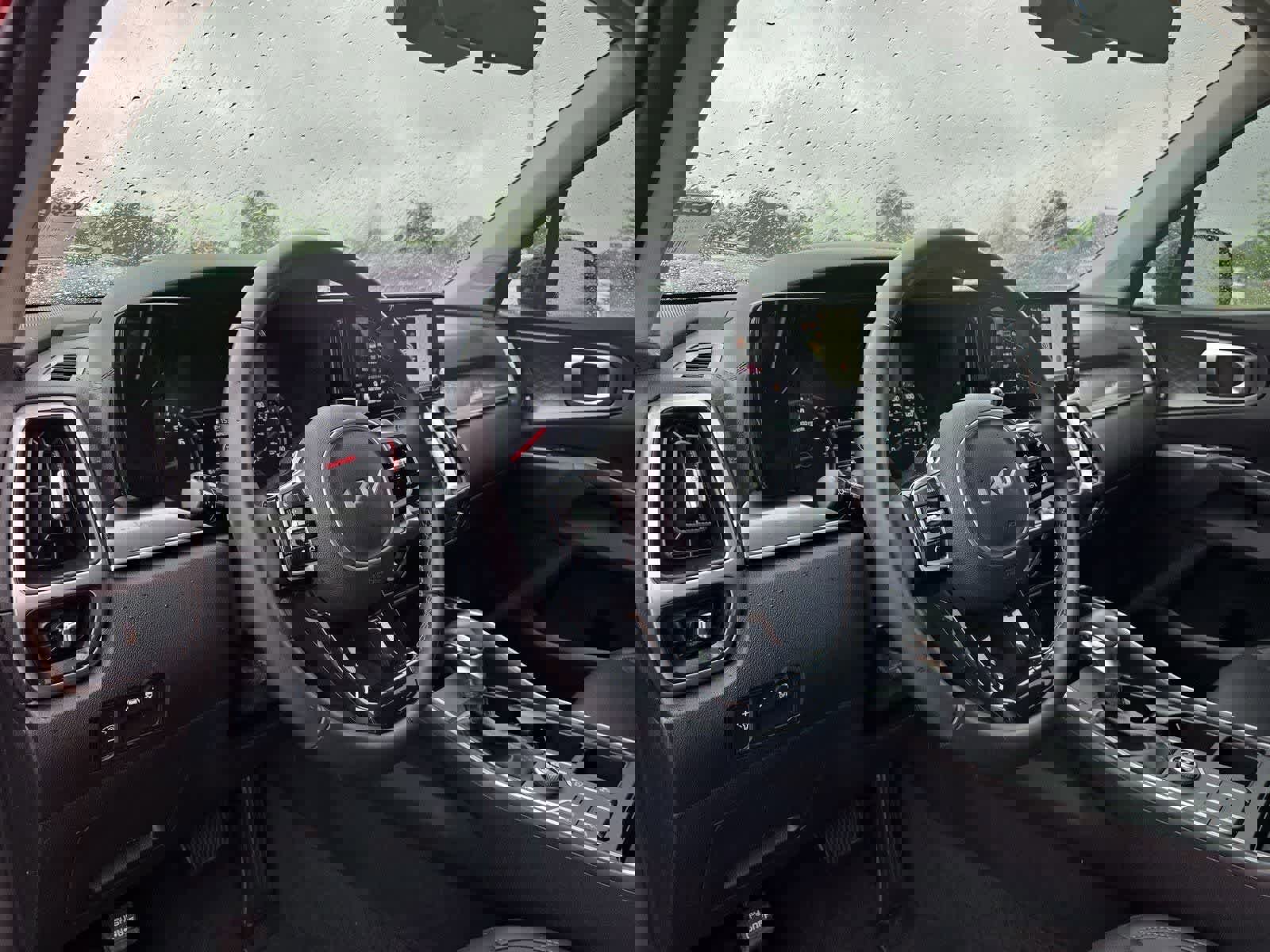 Certified 2023 Kia Sorento S w/ Panoramic Sunroof Package image 2