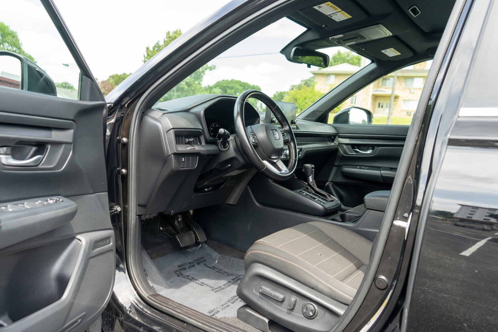 Used 2025 Honda CR-V Sport image 13