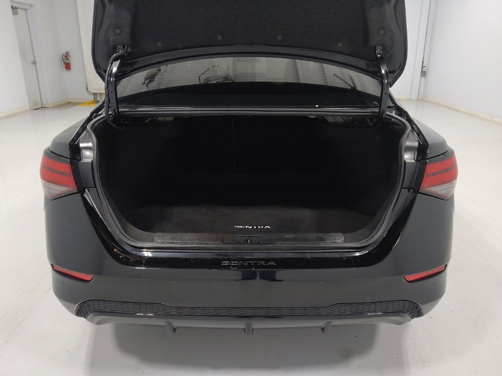 Used 2023 Nissan Sentra SV w/ SV Premium Package image 29