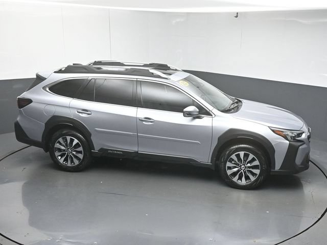 Certified 2025 Subaru Outback Touring w/ Popular Package #2 AWD/4WD image 50