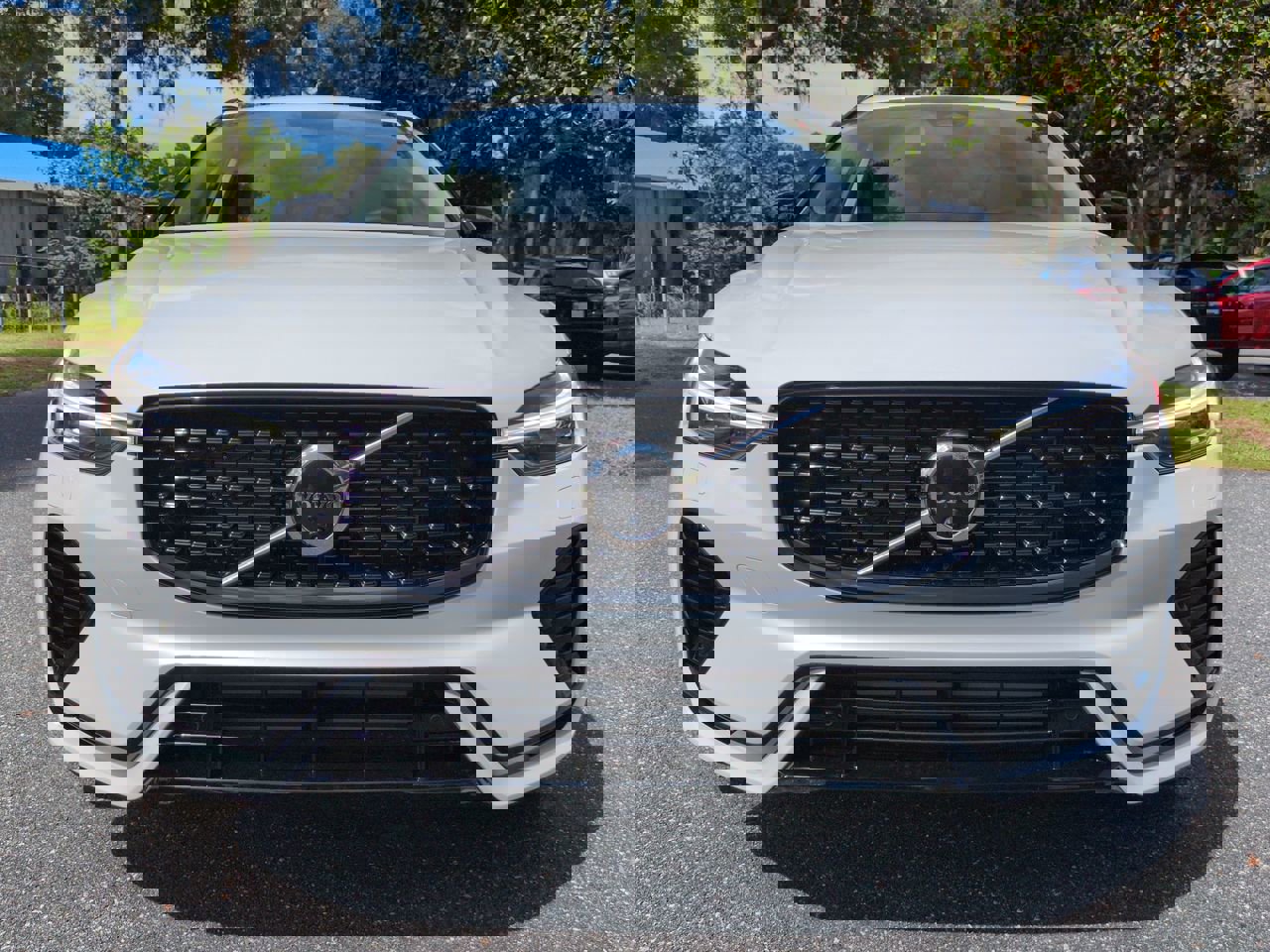 New 2025 Volvo XC60 T8 Plus w/ Protection Package Premier image 9