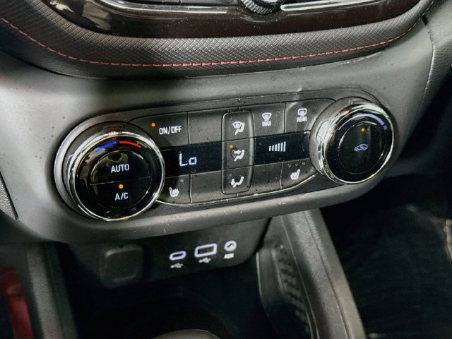 Used 2023 Chevrolet TrailBlazer RS w/ Sun and Liftgate Package FWD image 15