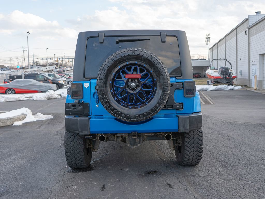 Used 2016 Jeep Wrangler Unlimited Sahara w/ Dual Top Group image 4