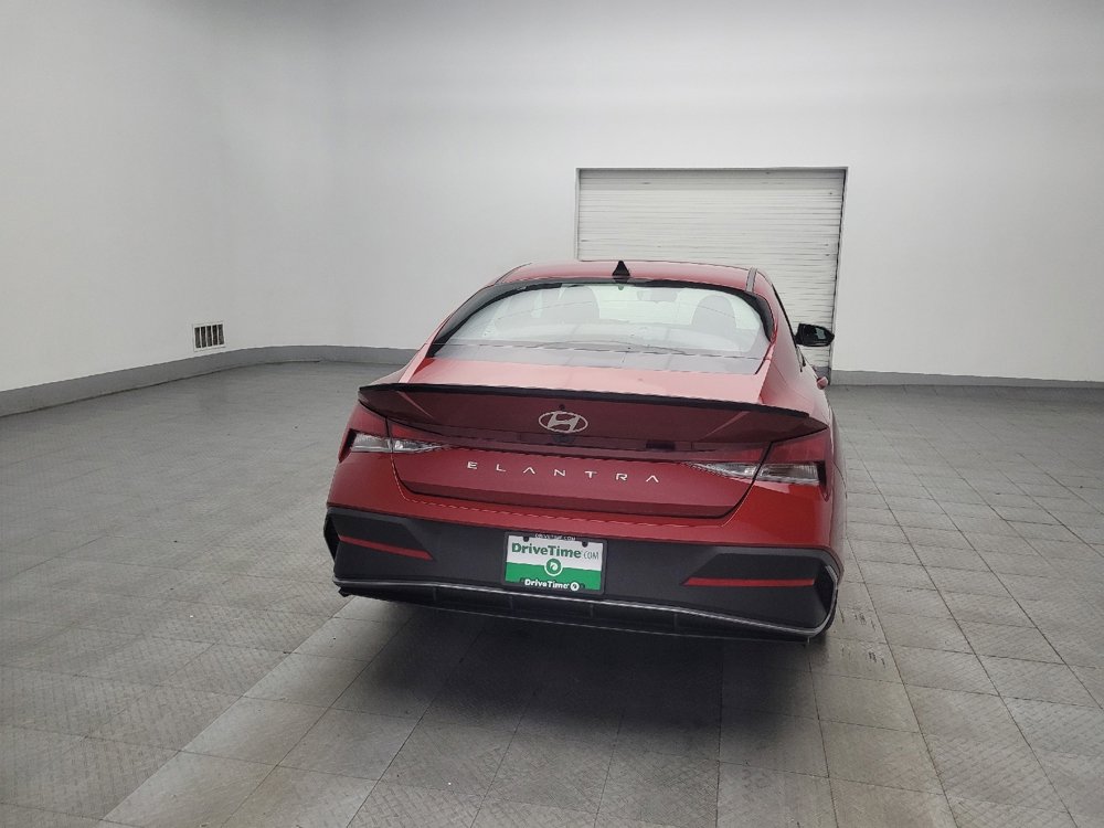Used 2025 Hyundai Elantra Sport image 7