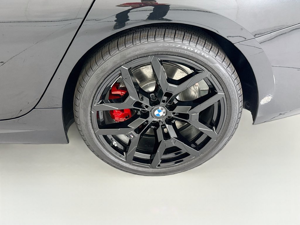 New 2026 BMW 330i Sedan w/ M Sport Package RWD image 30