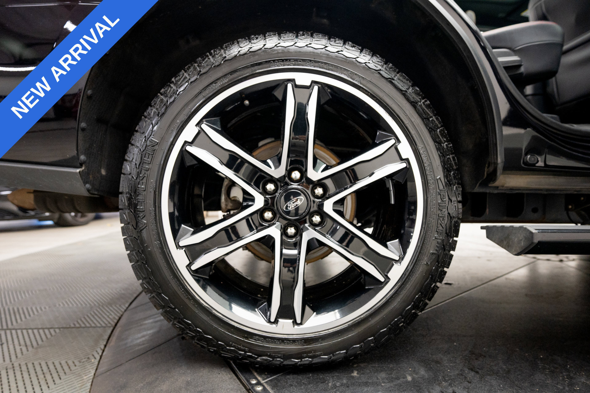 Used 2021 Ford Expedition Limited AWD/4WD image 30