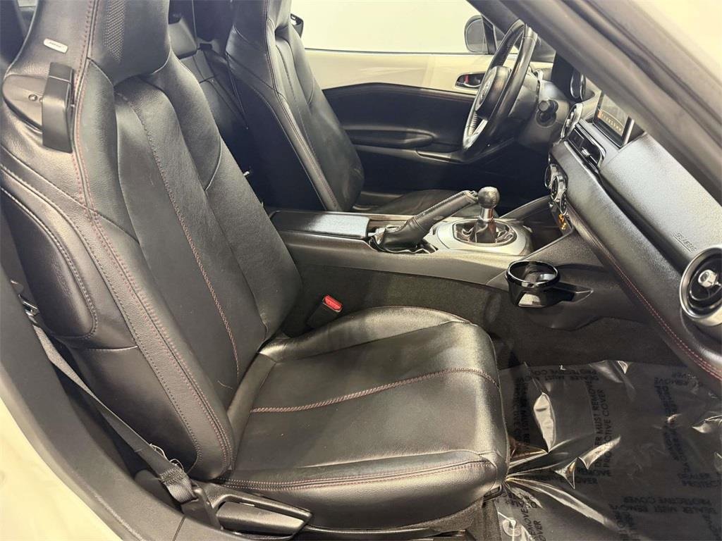 Used 2017 MAZDA MX-5 Miata RF Grand Touring image 11