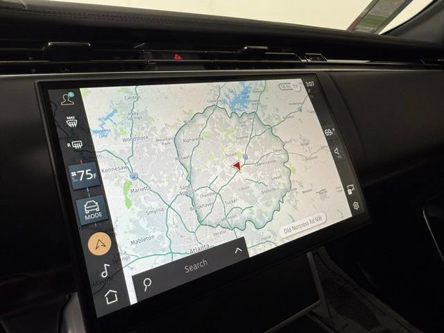 New 2025 Land Rover Range Rover SE image 18