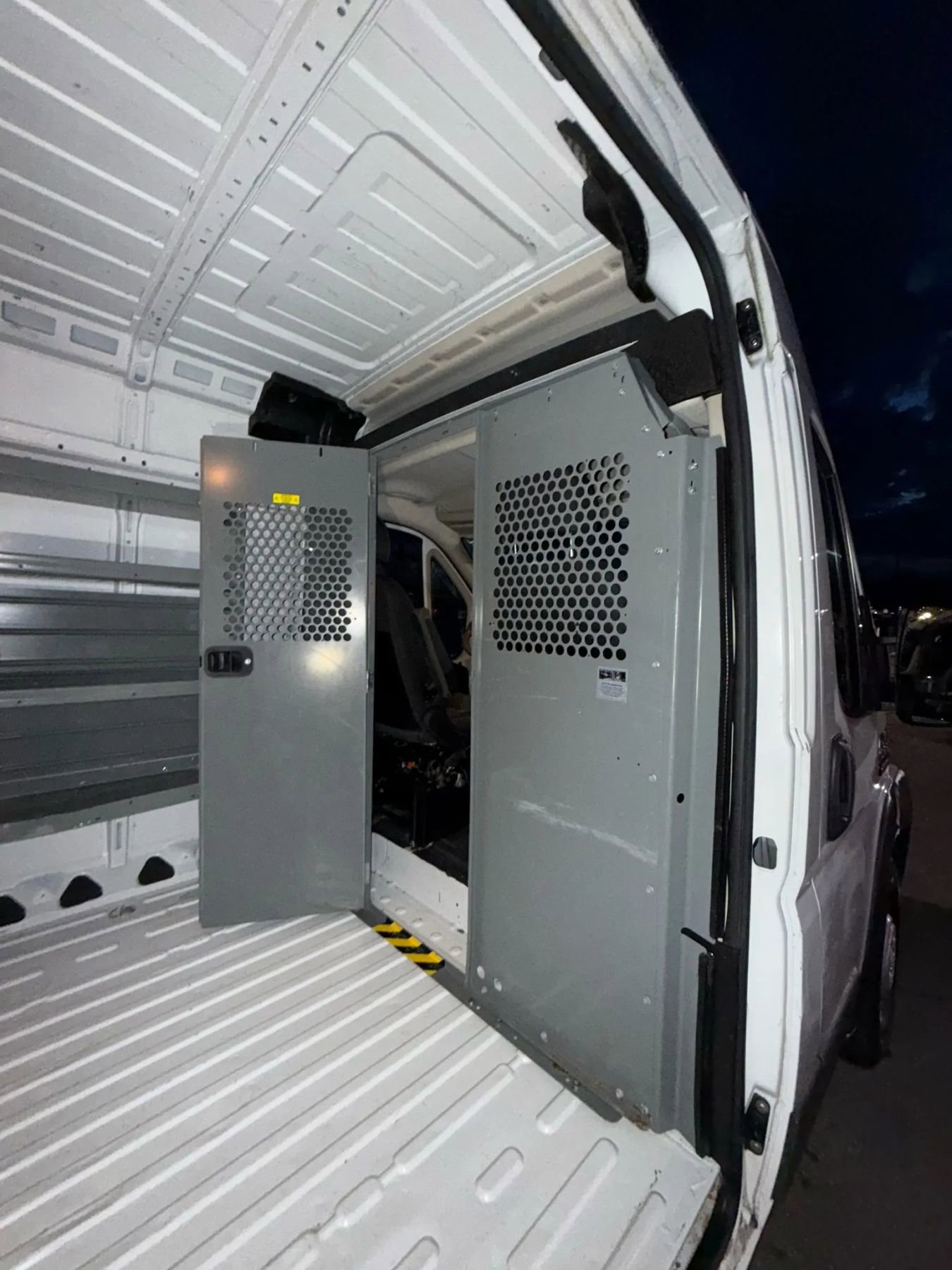 Used 2016 RAM ProMaster 1500 w/ Interior Convenience Group image 18