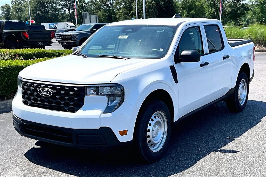 New 2025 Ford Maverick XL w/ Equipment Group 101A AWD/4WD image 2
