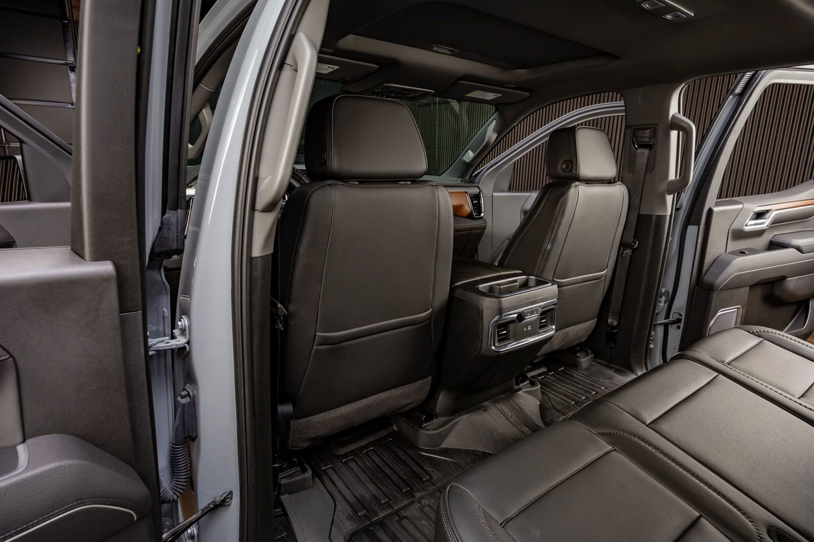 Used 2025 GMC Sierra 1500 Denali w/ Technology Package image 34
