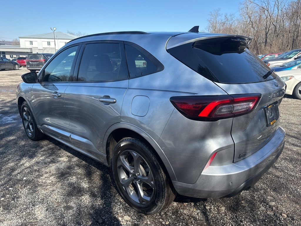 Used 2024 Ford Escape ST-Line w/ Tech Pack #1 image 7