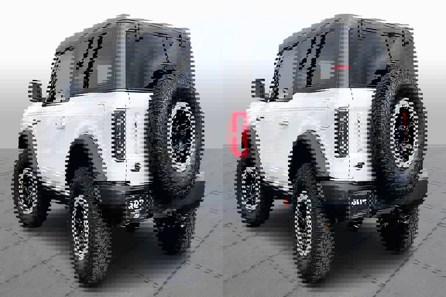 Used 2023 Ford Bronco Outer Banks w/ Sasquatch Package image 11