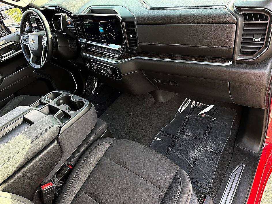 Used 2024 Chevrolet Silverado 1500 LT AWD/4WD image 21