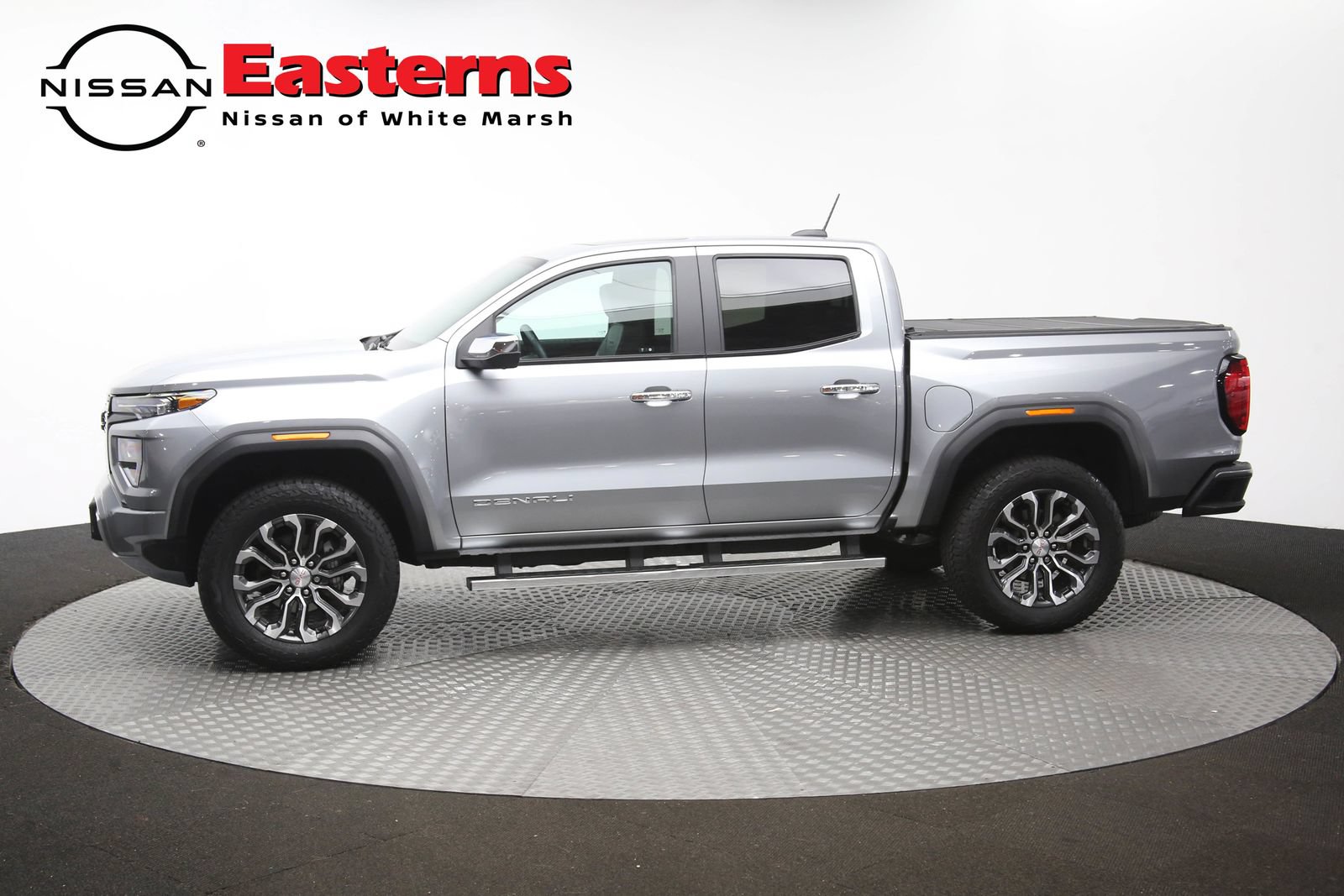 Used 2024 GMC Canyon Denali AWD/4WD image 60