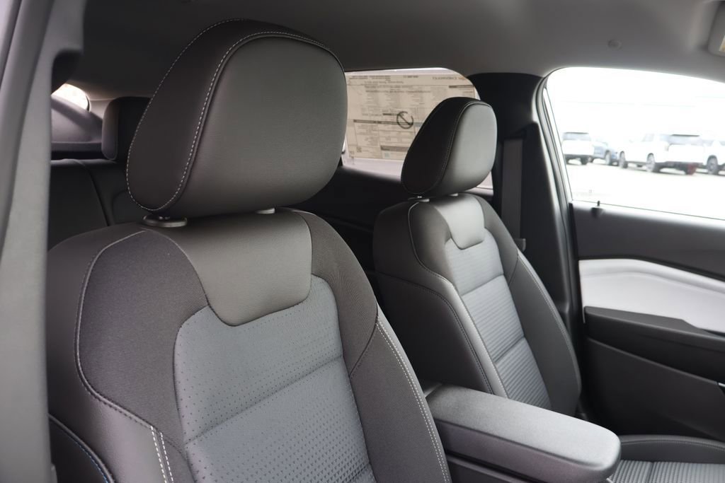 New 2026 Chevrolet Trax LT w/ Driver Confidence Package FWD image 42