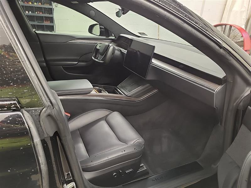 Used 2022 Tesla Model S image 5