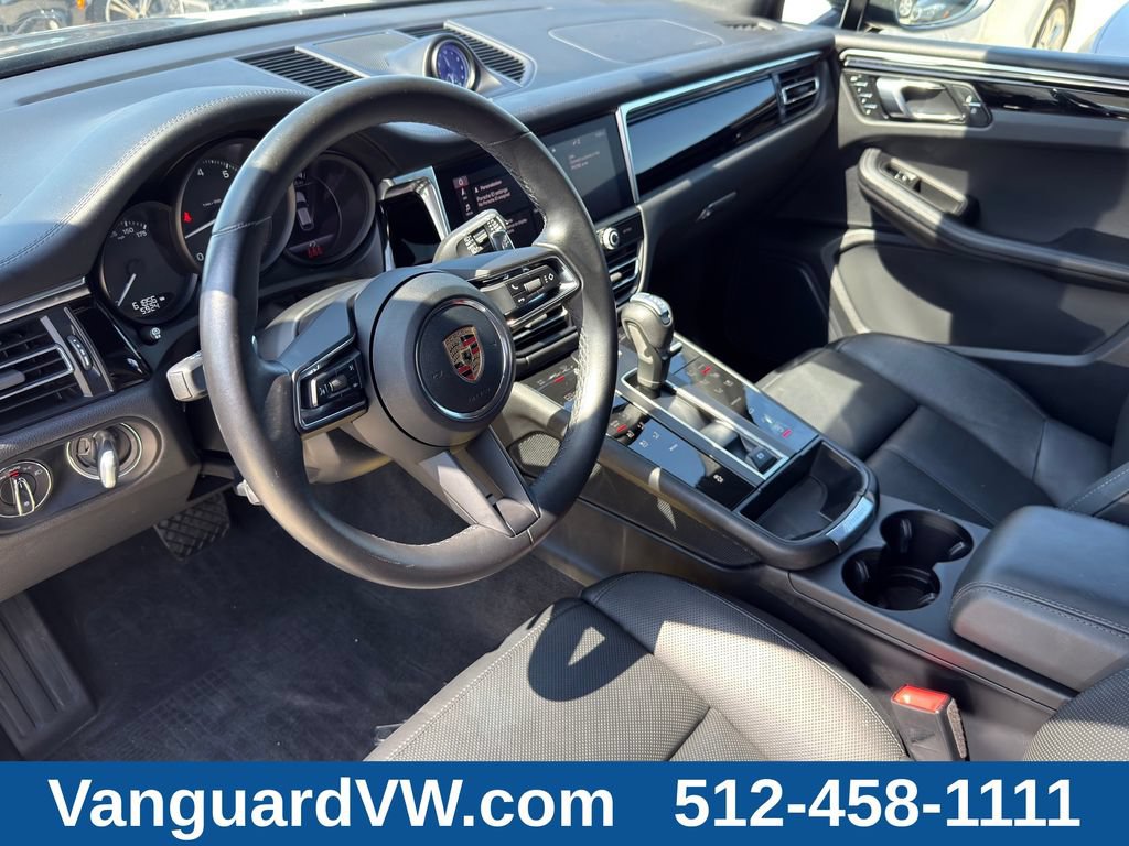Used 2023 Porsche Macan AWD/4WD image 9