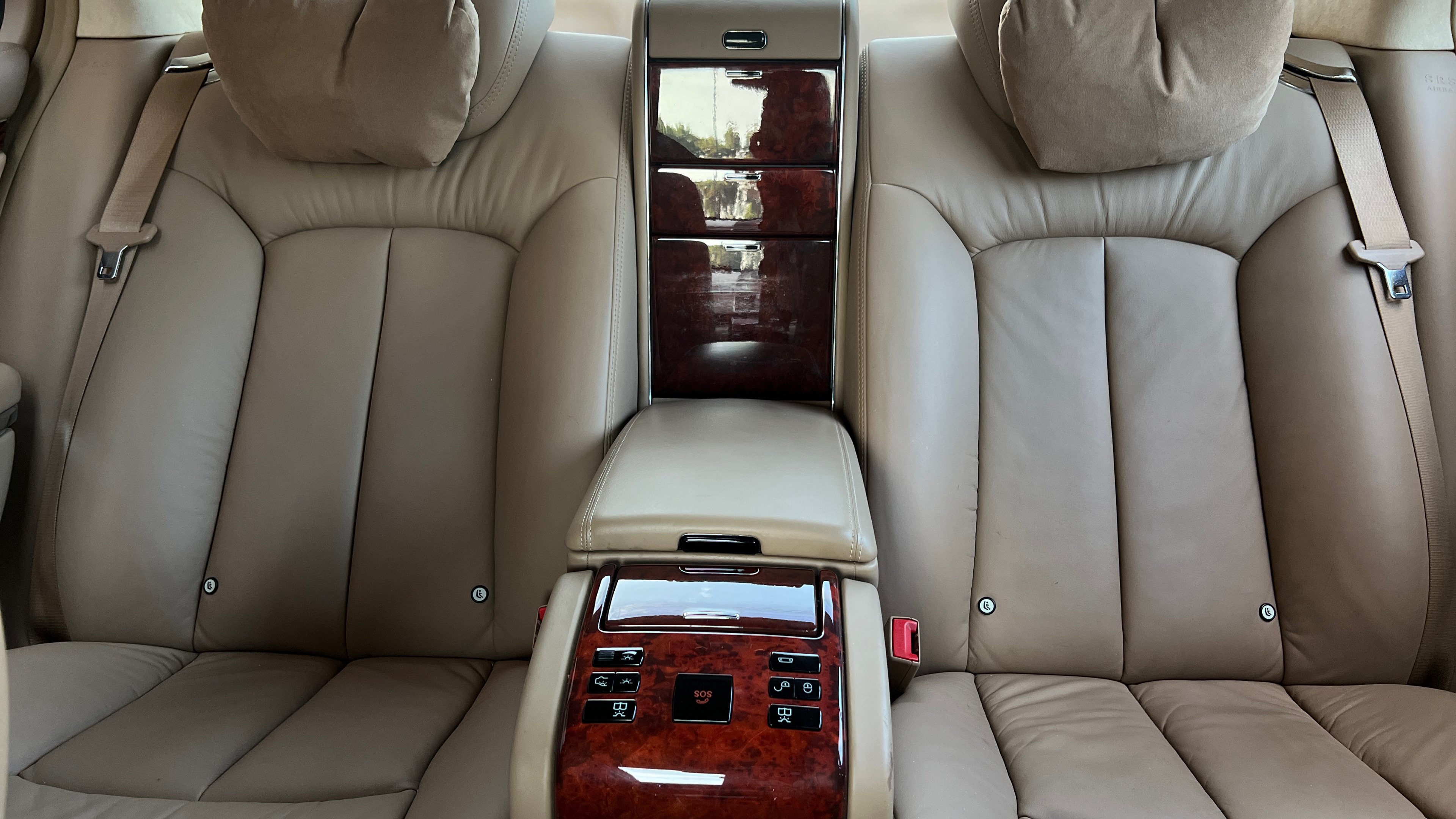 Used 2004 Maybach 57 RWD image 80