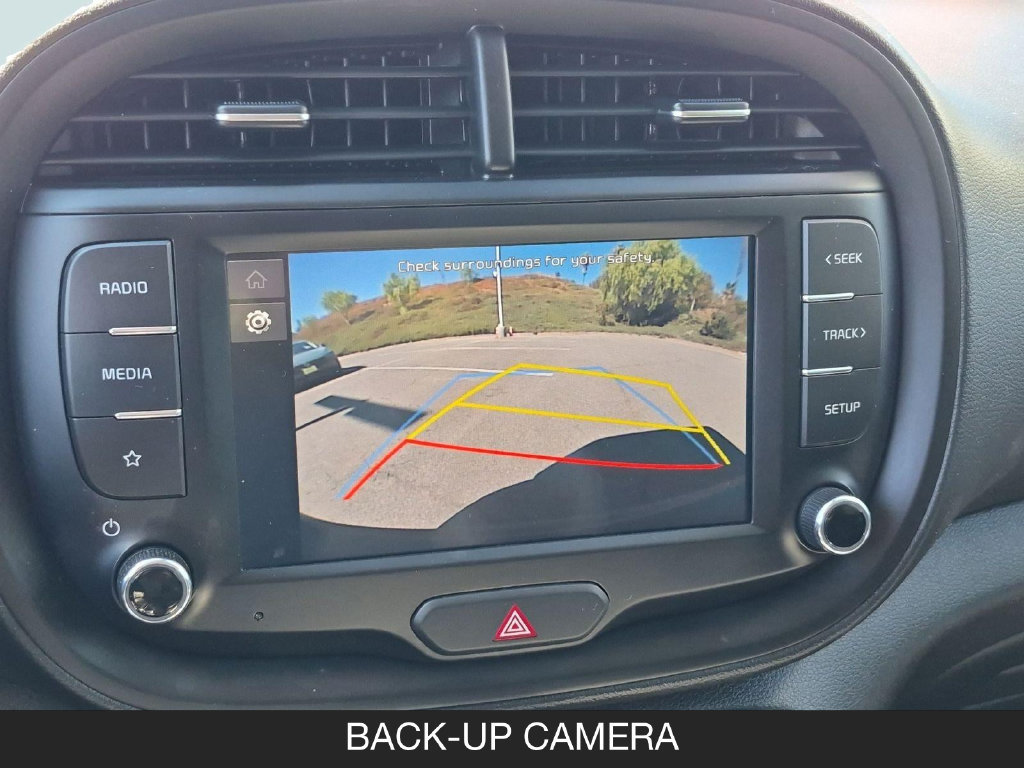 Used 2024 Kia Soul LX w/ LX Technology Package FWD image 22