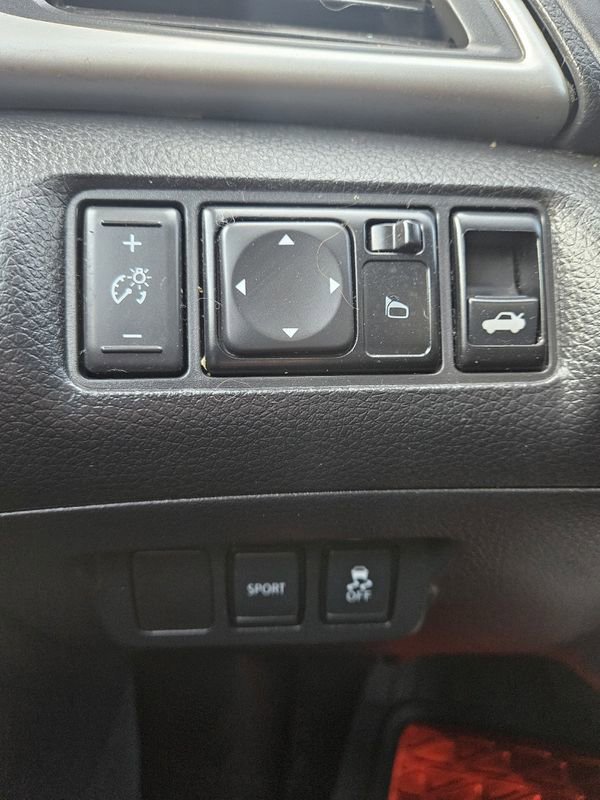 Used 2019 Nissan Sentra SR image 24