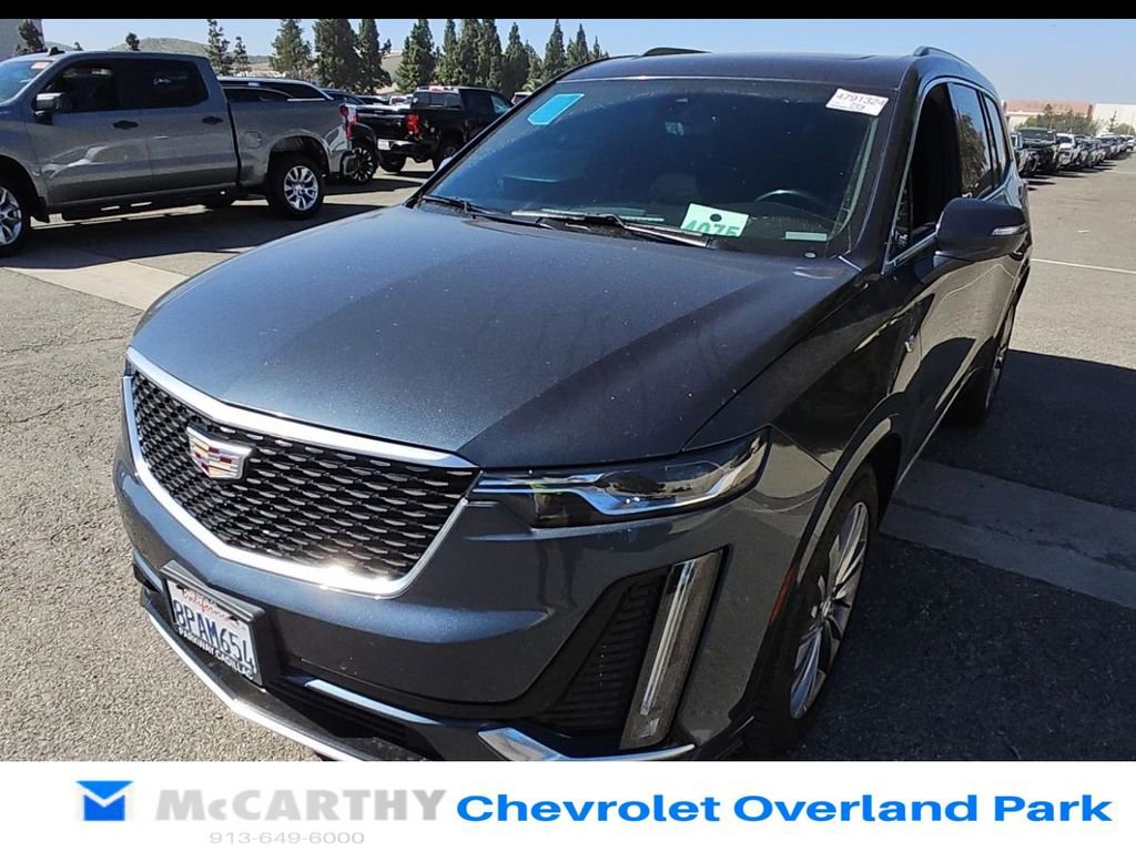 Used 2020 Cadillac XT6 Premium Luxury FWD image 4